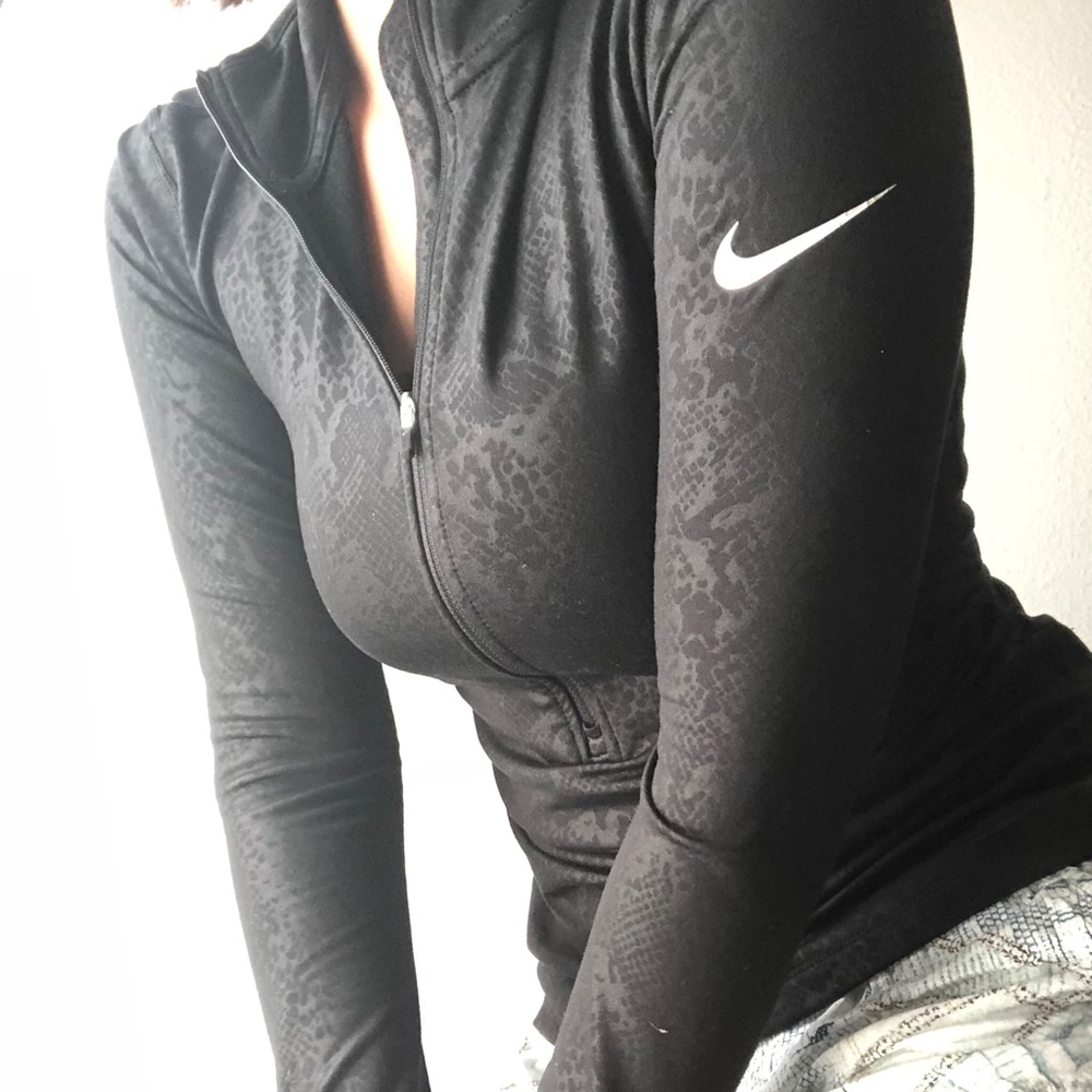Black snake print Nike pullover